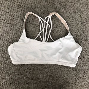 Lululemon Free to be Zen Bra